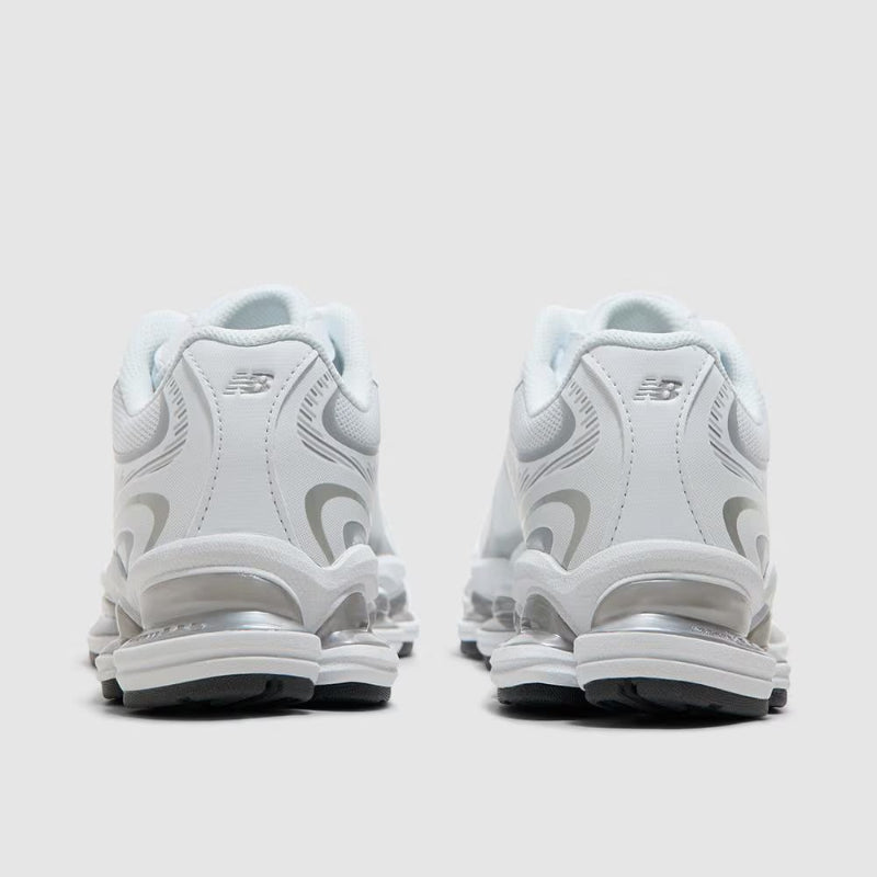 NB Abzorb 2000 White Silver