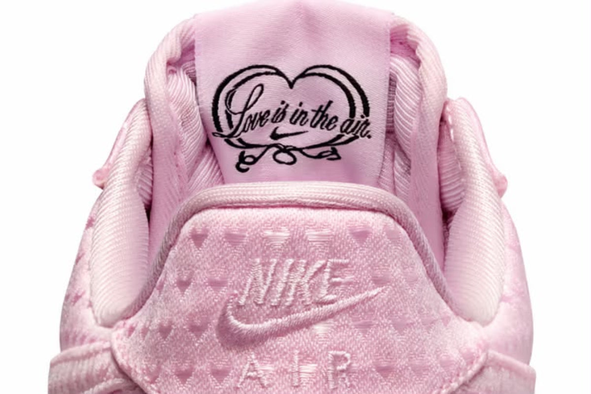 Air Force 1 Low "Valentine's Day Pink Foam"