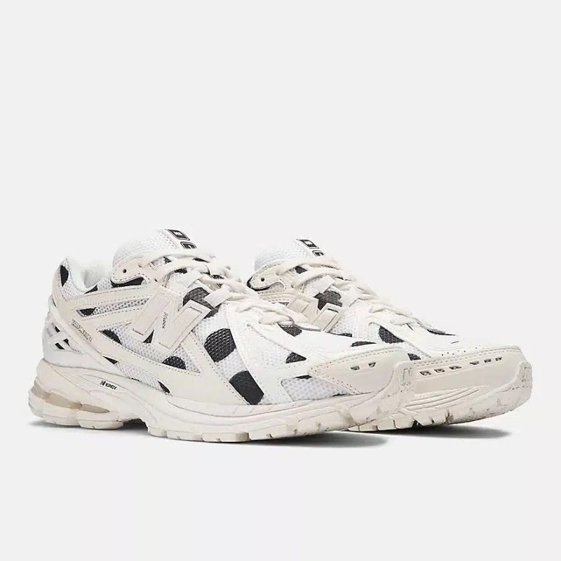 NB 1906R “Polka Dot”